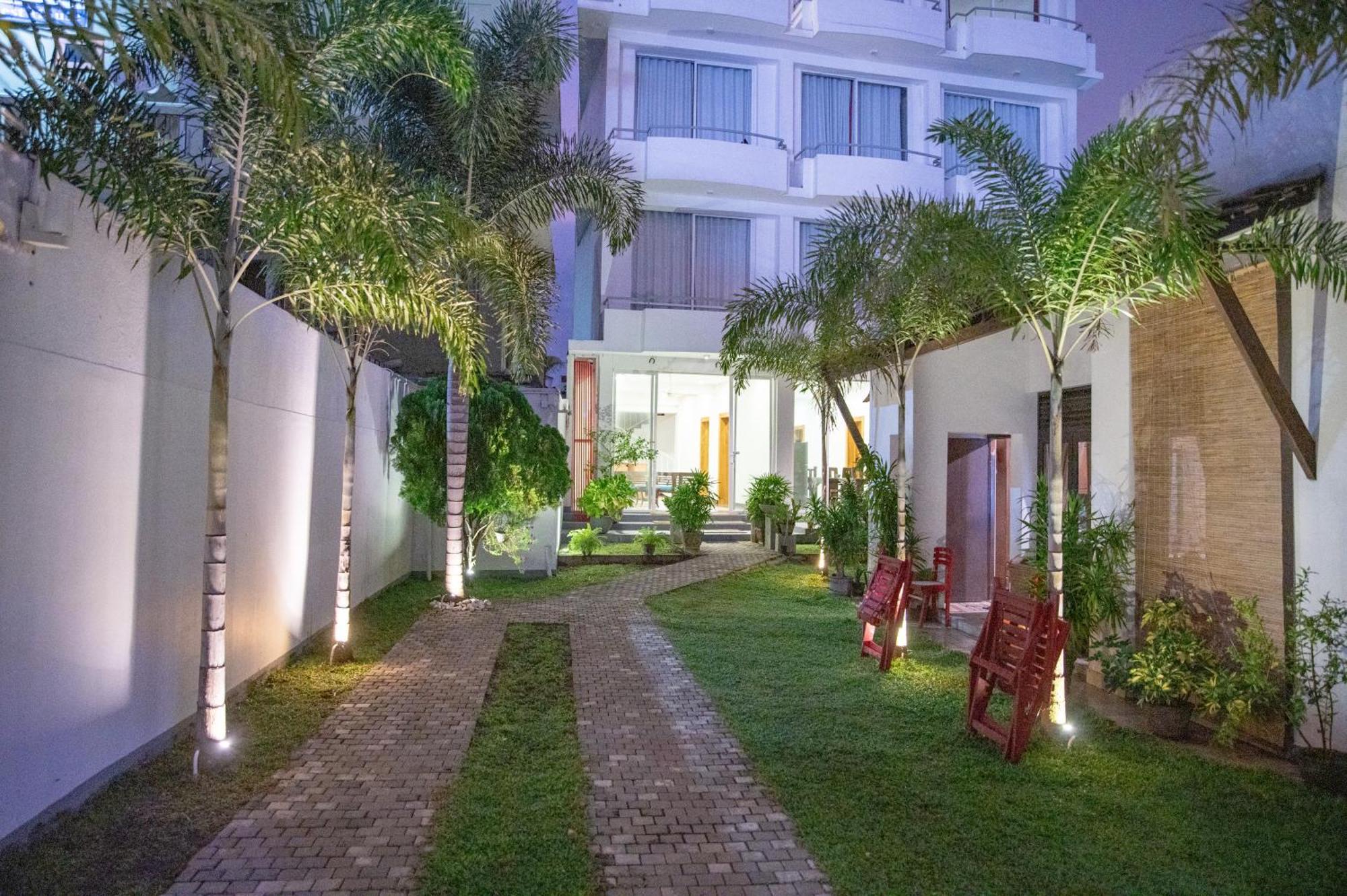 Hotel Marine At Negombo Beach Νεγκόμπο Εξωτερικό φωτογραφία