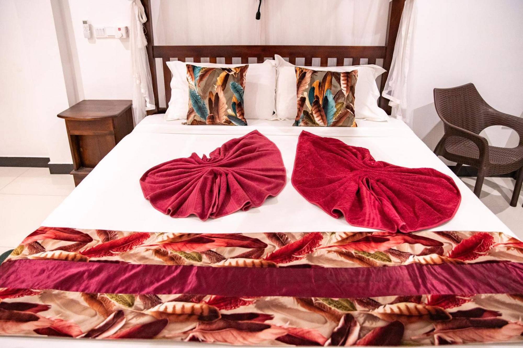 Hotel Marine At Negombo Beach Νεγκόμπο Εξωτερικό φωτογραφία