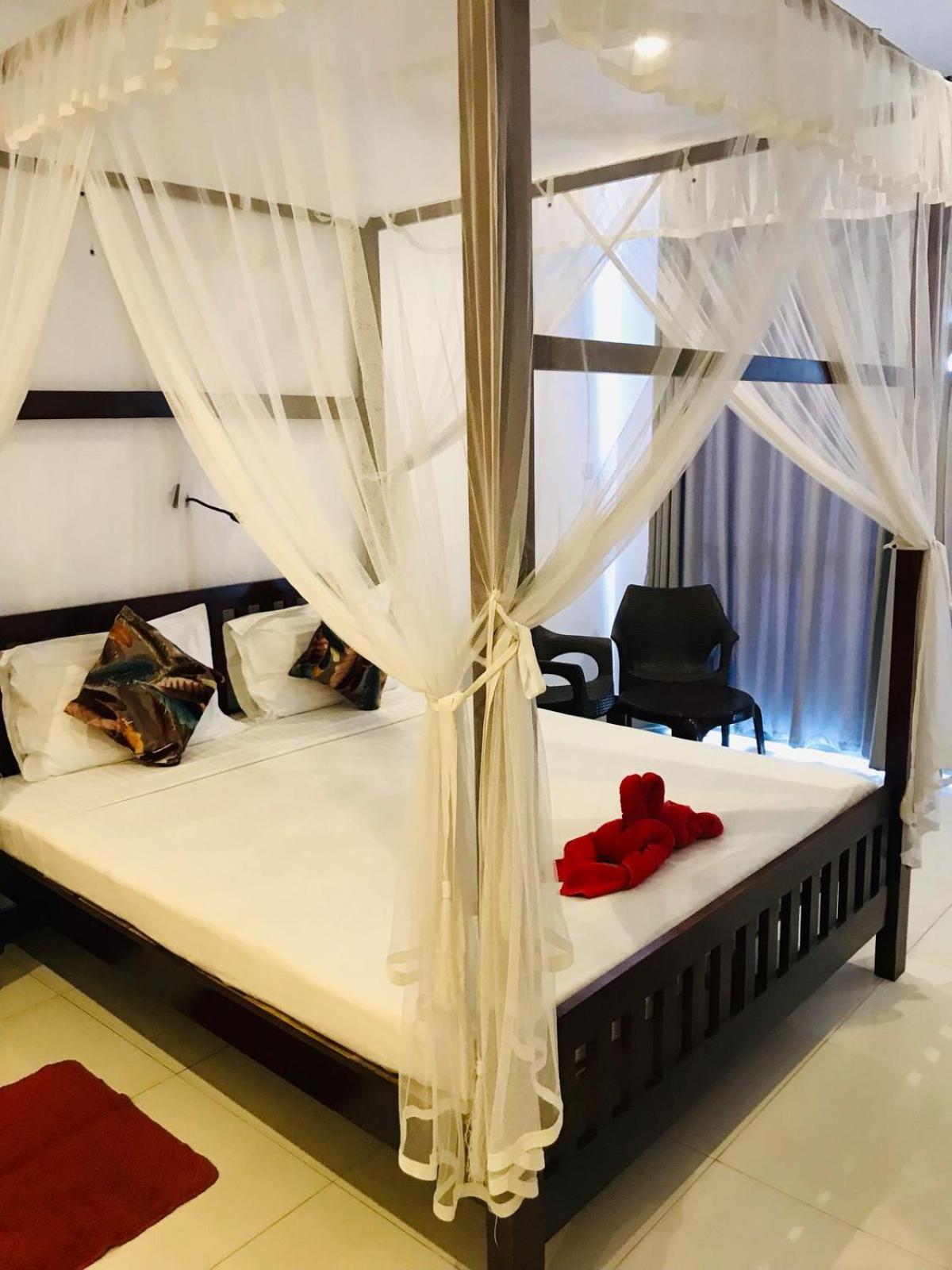 Hotel Marine At Negombo Beach Νεγκόμπο Εξωτερικό φωτογραφία