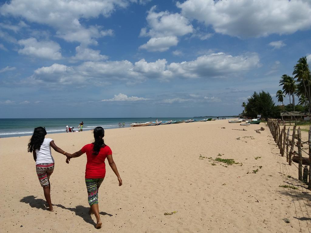 Hotel Marine At Negombo Beach Νεγκόμπο Εξωτερικό φωτογραφία